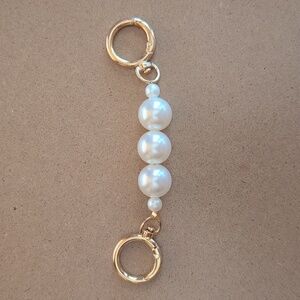 Elegant Pearl-Accented Charm Purse Strap Extender Charm